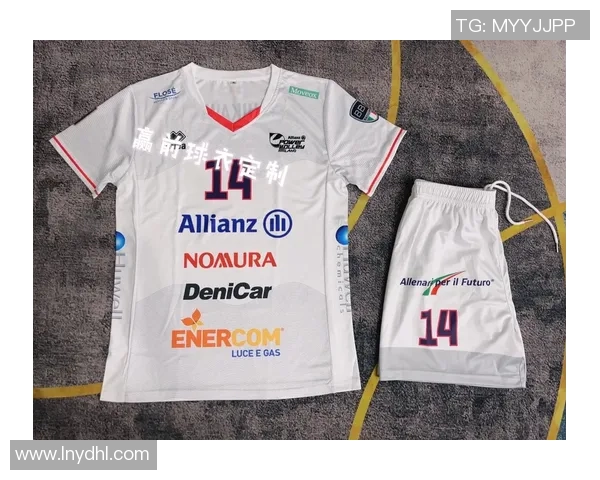 排球装备选购指南：精选球衣推荐与搭配技巧分享