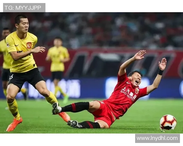 上海篮球队实力之争引发热议球迷观点碰撞成焦点